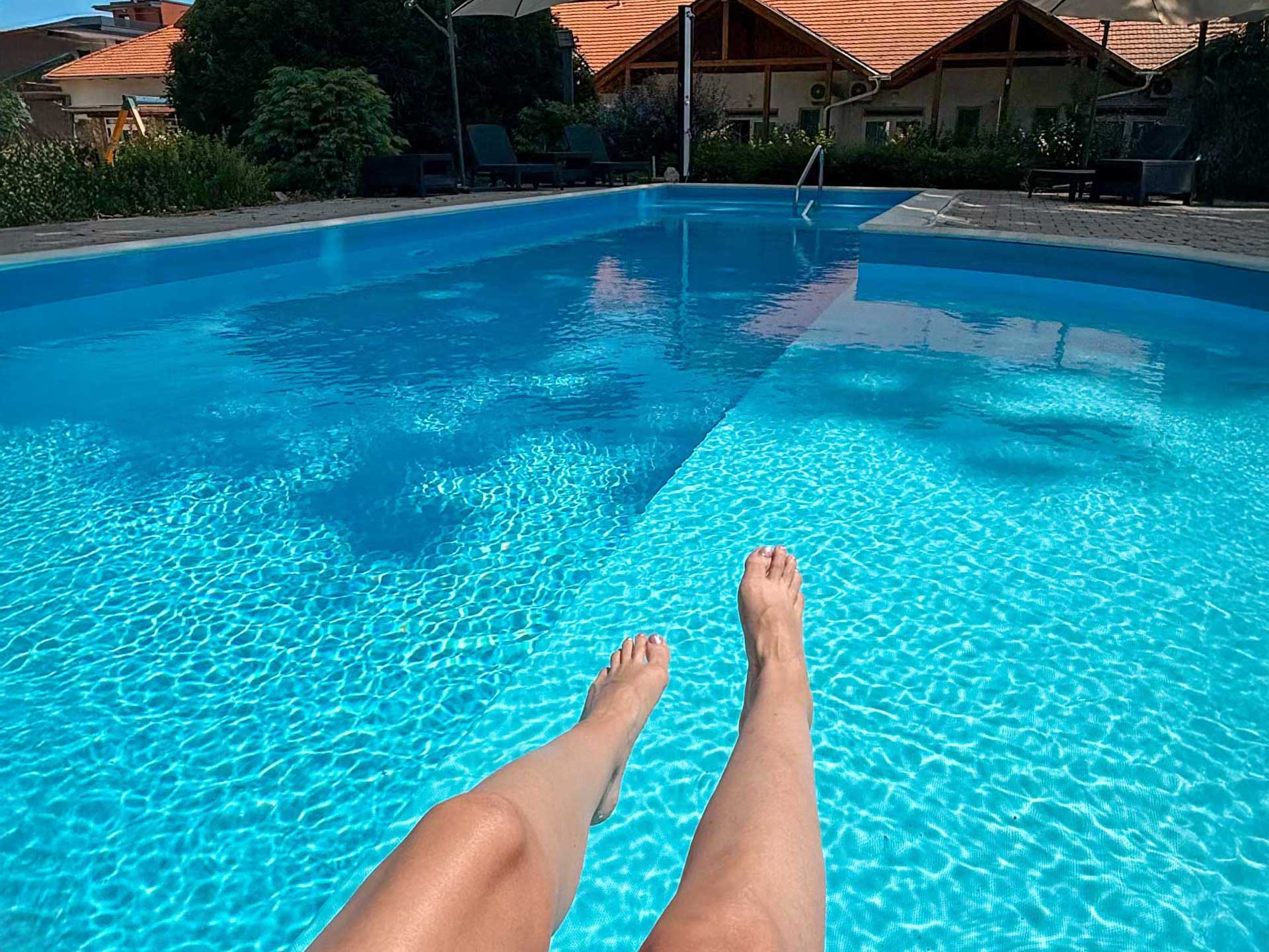 szálloda Zamárdi Balaton medence Platán Hotel